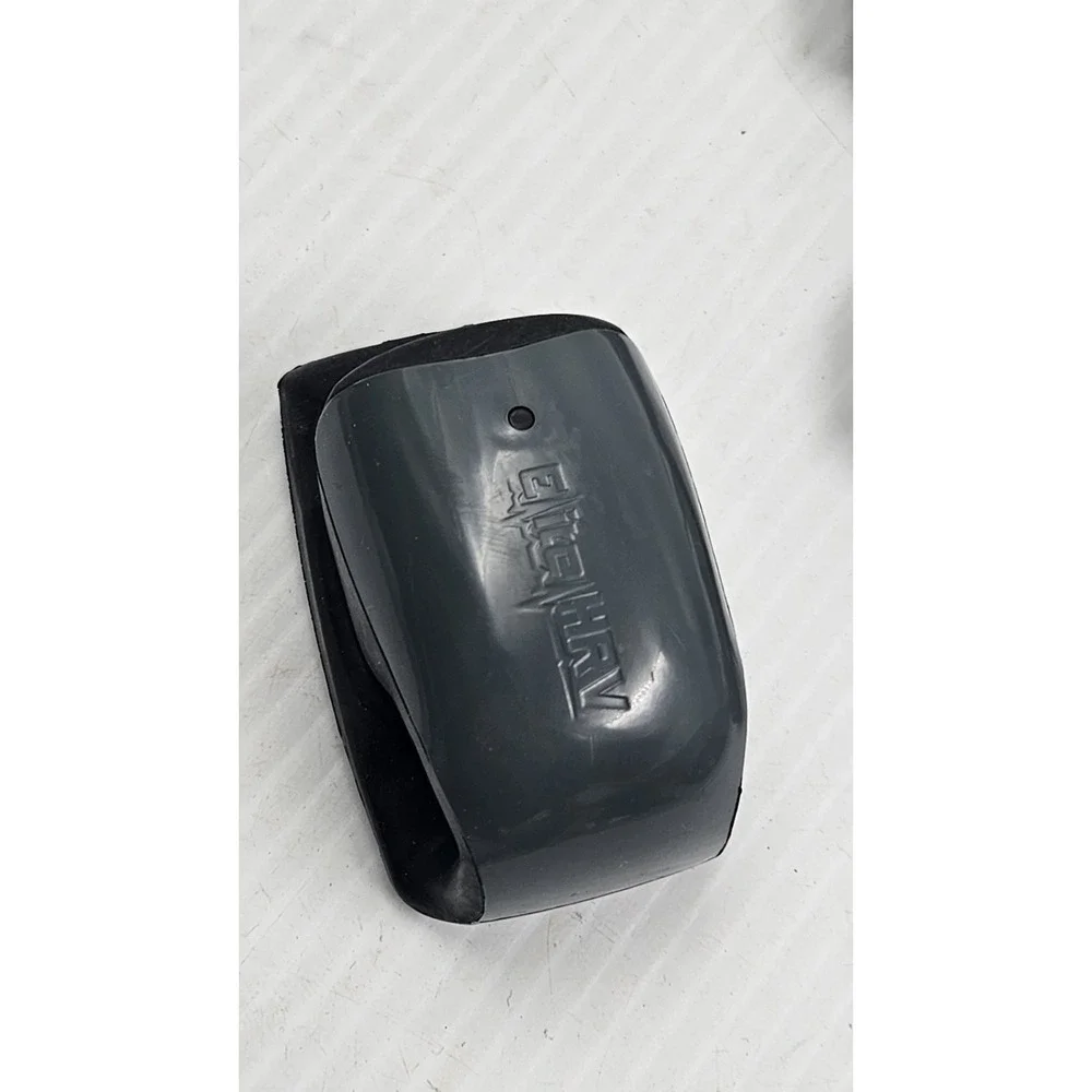 WHOOP Strap 3.0 (Tracker, 1 Charger/Battery Pack)  Good Condition